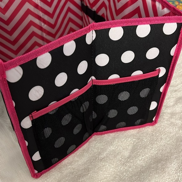 The Pampered Chef Black and Pink Tote with Polka Dots - Picture 6 of 7